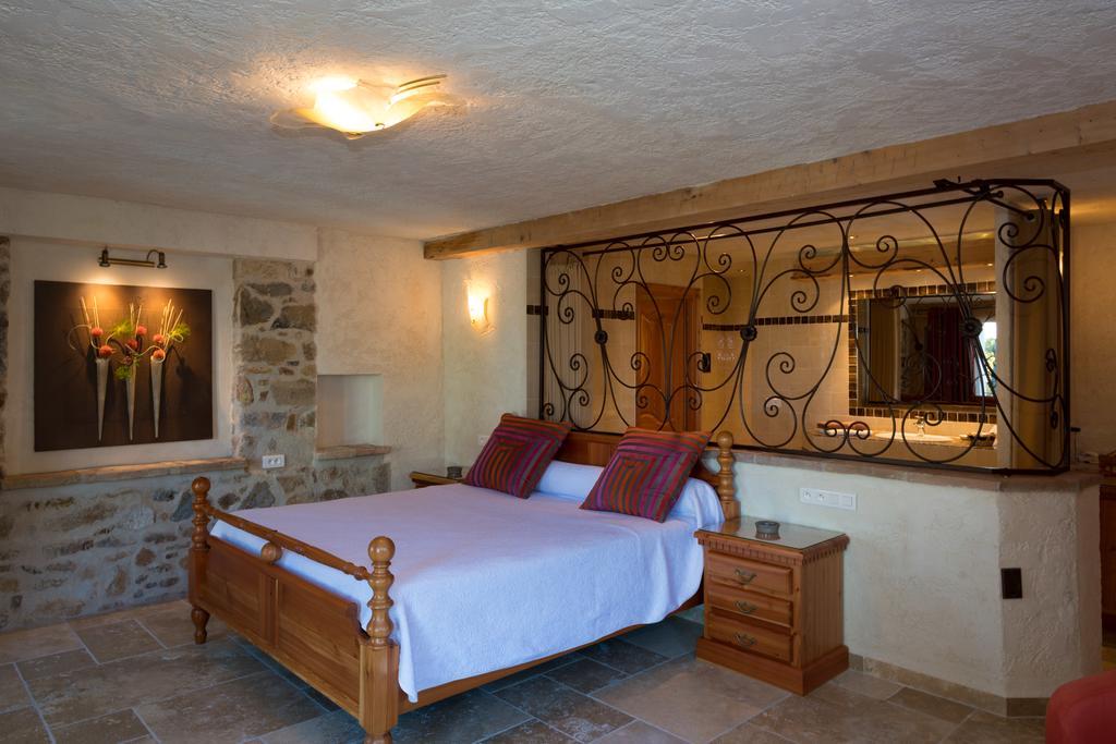 L' Escapade Hotel & Restaurant Le Pradet Bagian luar foto