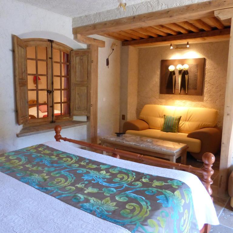 L' Escapade Hotel & Restaurant Le Pradet Bagian luar foto
